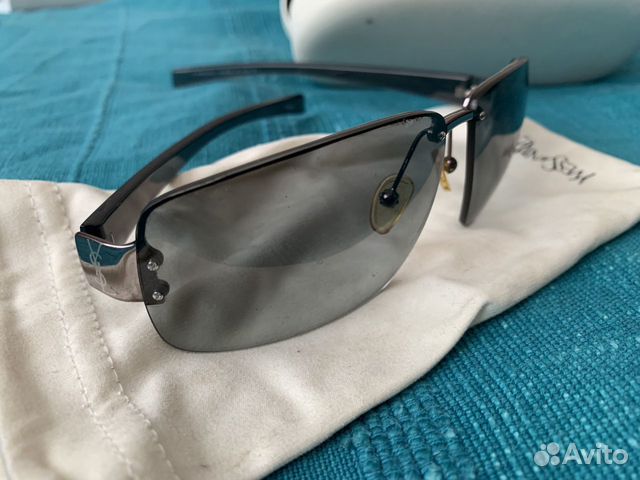 Солнечные очки YvesSaintLaurent