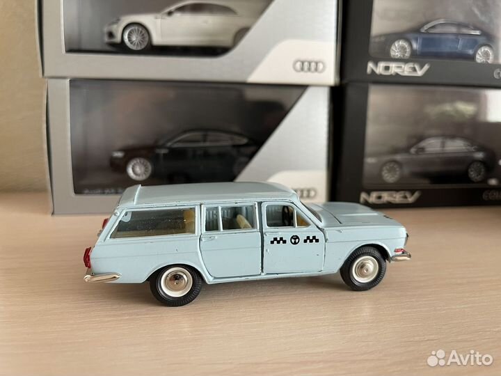 Модель Волга газ 2402 с ми 1:43