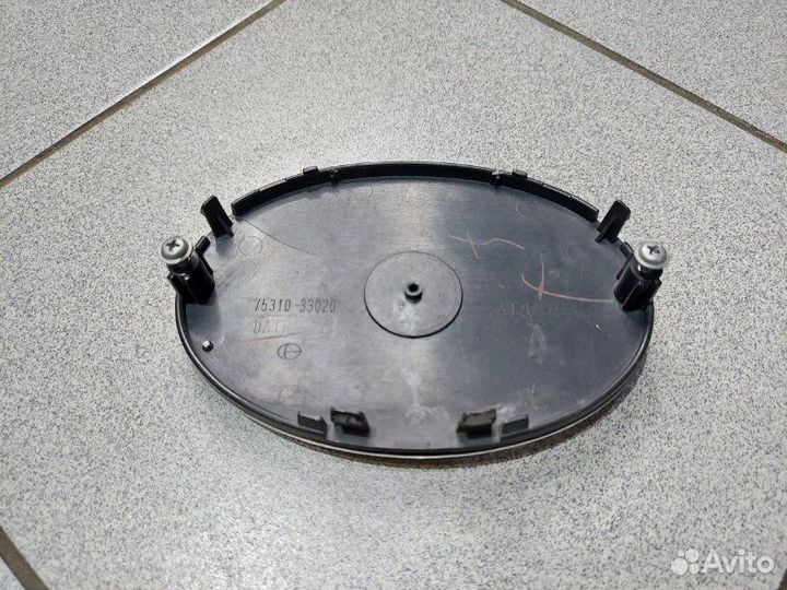 Эмблема Daihatsu Altis