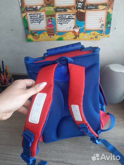 Школьный рюкзак