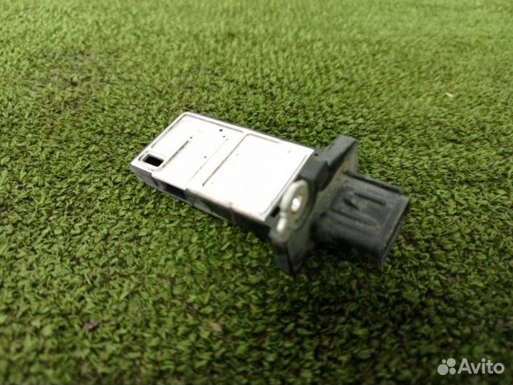 Датчик массового расхода воздуха Ford Focus седан