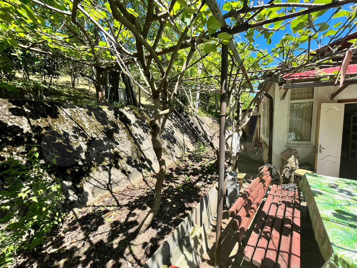 Дом 100 м² на участке 8 сот.