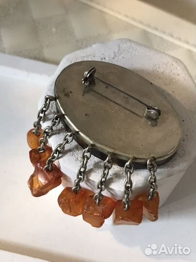 Брошь янтарь Прибалтика СССР