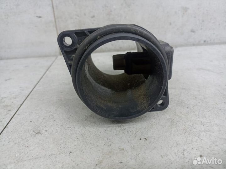 Расходомер воздуха Renault Duster 2013 8200651315