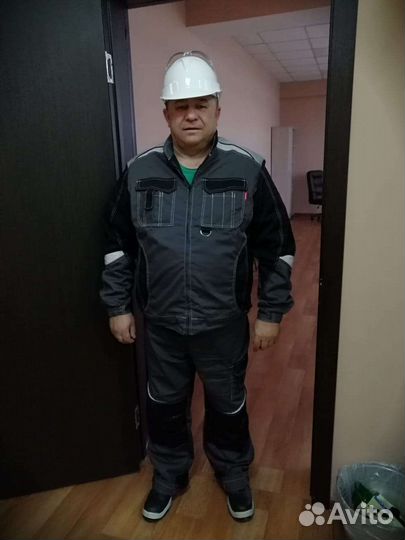 Бригада монтажников металлоконструкций