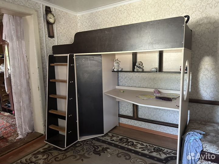 Кровать чердак