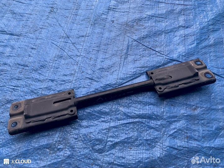 Распорка на lexus CT200H ZWA10 2zrfxe