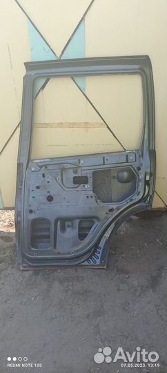 Продаю двери задние шевроле нива