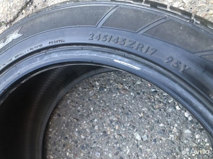 Dunlop SP Sport Maxx 245/45 R17