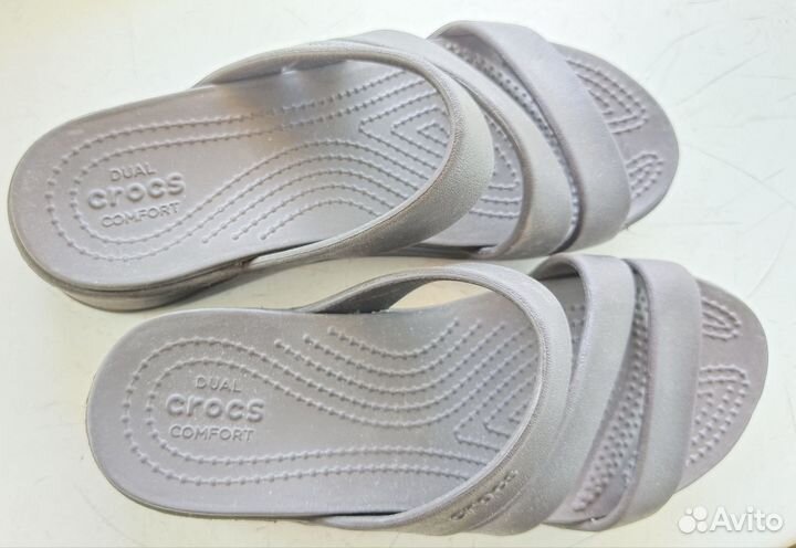 Женские шлепанцы crocs 36