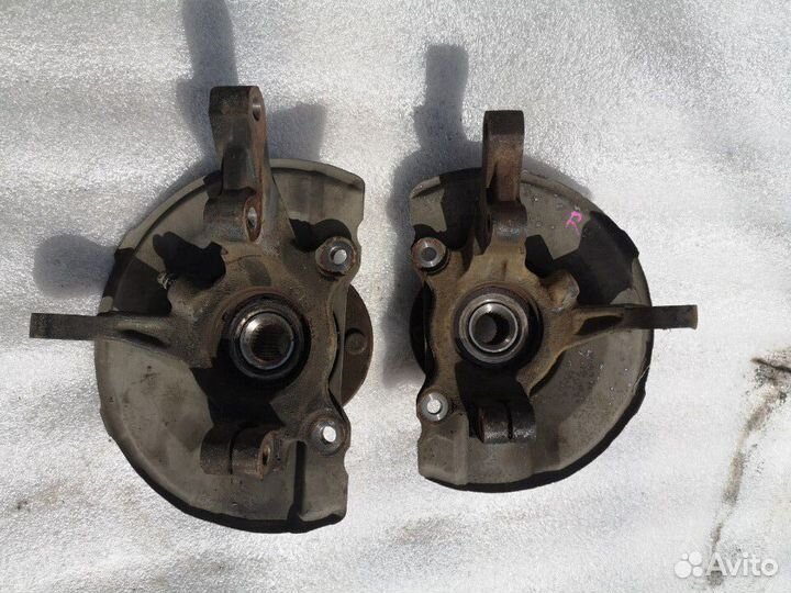 Кулак поворотный Mitsubishi Lancer 10, ASX, XL