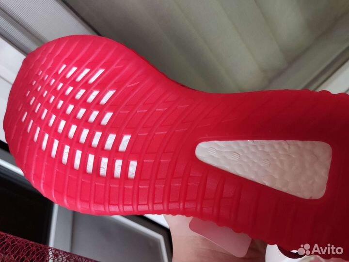 Кроссовки Adidas yeezy boost 350 v2 красные red