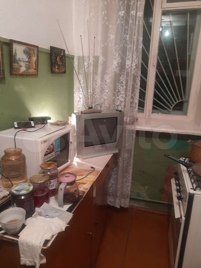 Комната 14 м² в 4-к., 1/2 эт.