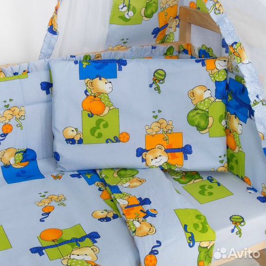 Комплект в детскую кроватку