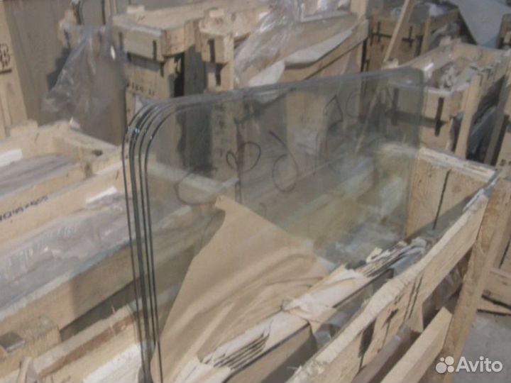 Стекло боковое левое Hamm