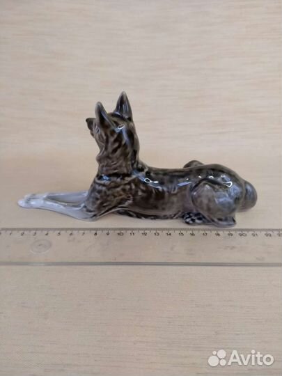 Фарфоровая статуэтка Овчарка лфз