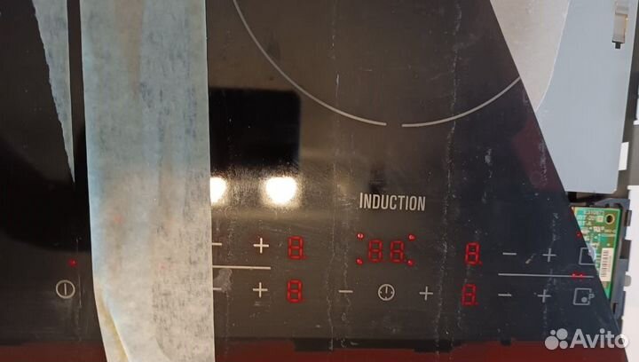 Индукционная варочная поверхность Electrolux EHH63