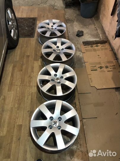 Диски литые R16