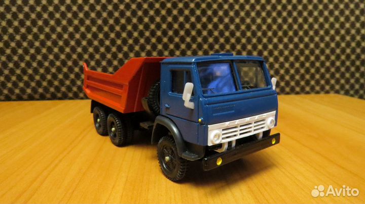 Модель Камаз 5511 самосвал