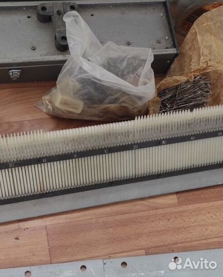 Вязальная машина (приставка) Ладога 4