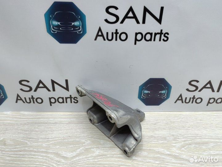 Кронштейн двигателя правый Bmw 3 F30 N20B20 2013