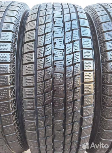 Goodyear Ice Navi SUV 225/65 R17 102Q