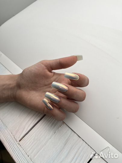 Маникюр и педикюр