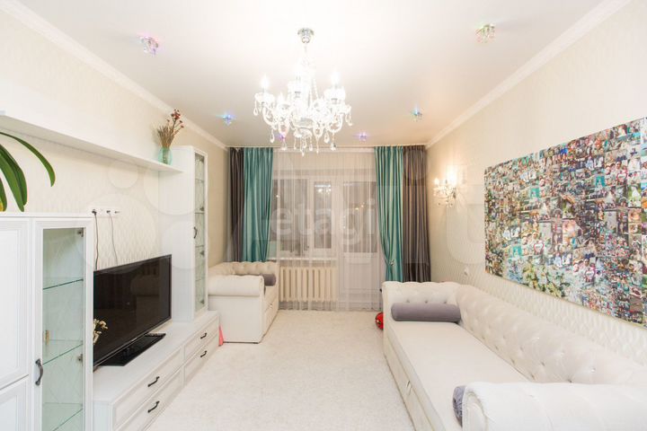 4-к. квартира, 84 м², 2/5 эт.