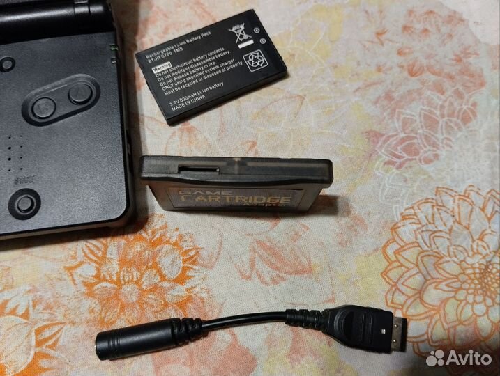 Game Boy Advance SP (аналог)