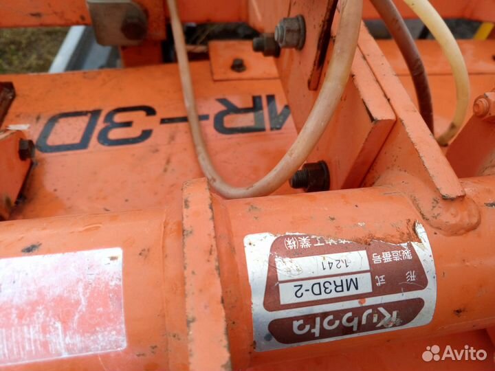 Продаю гребнеобразователь- пленкоукладчик Kubota