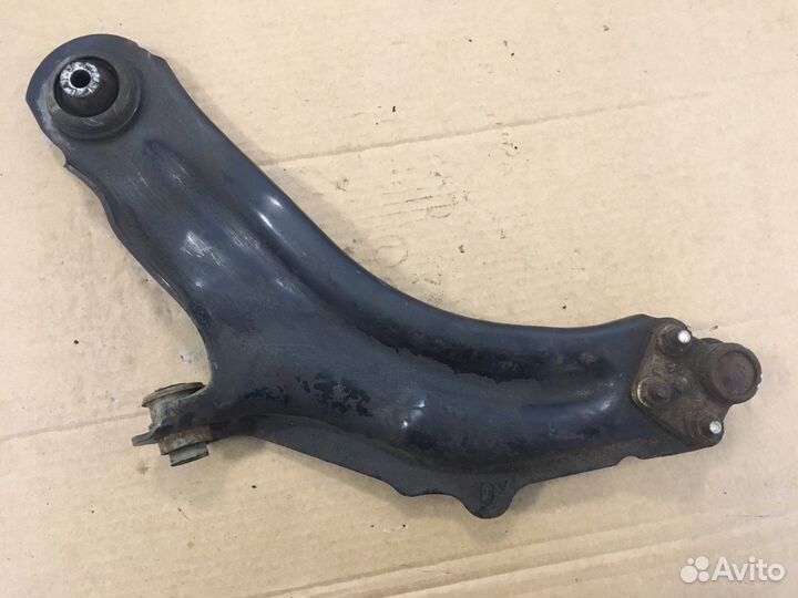 Рычаг передний правый Renault Kangoo 2(2366)