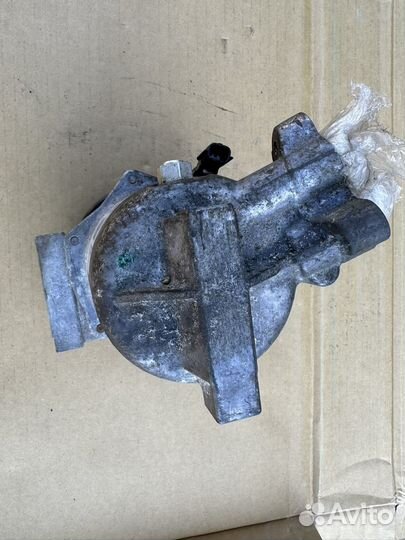 Компрессор кондиционера Renault Duster