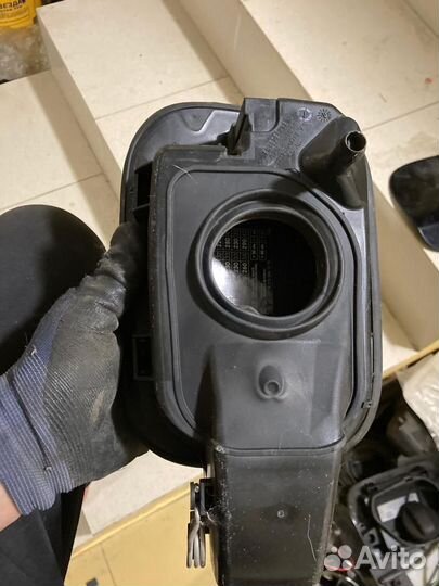 Лючок топл. бака mercedes Cls W218 A2186300067