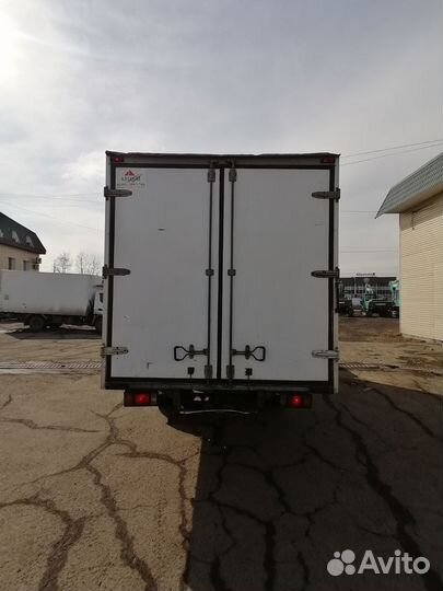 Isuzu NPR75L-L, 2013