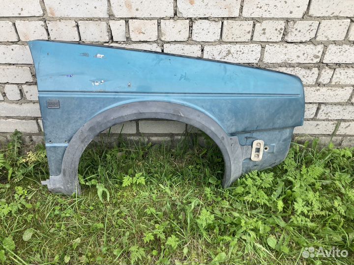 Крыло правое переднее golf 2/jetta 2