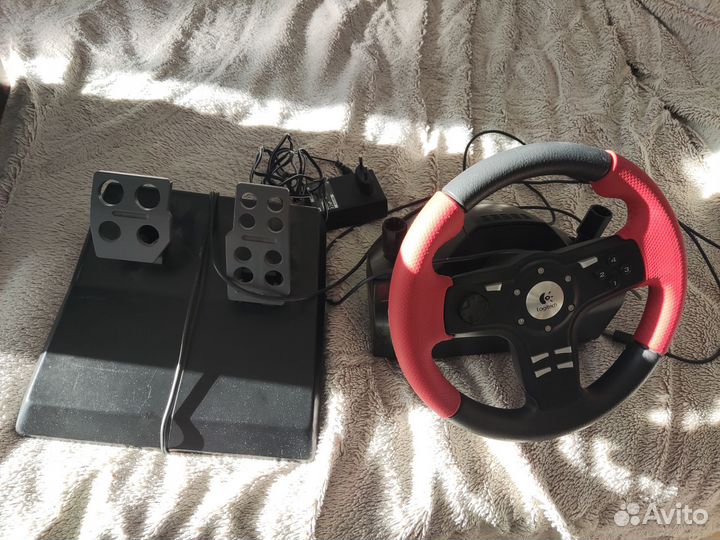 Игровой руль с педалями logitech formula force ex
