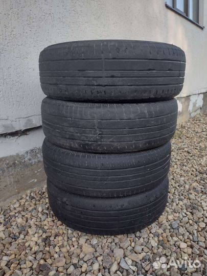 Yokohama BluEarth AE50 SUV 215/65 R17 99V