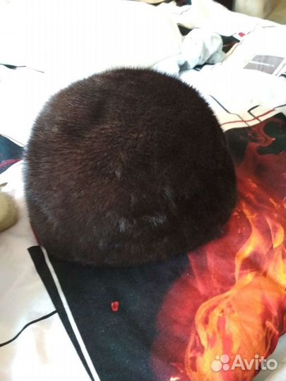 Женская меховая шапка