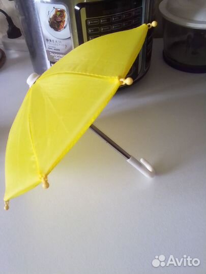 Жёлтый зонт для кукол