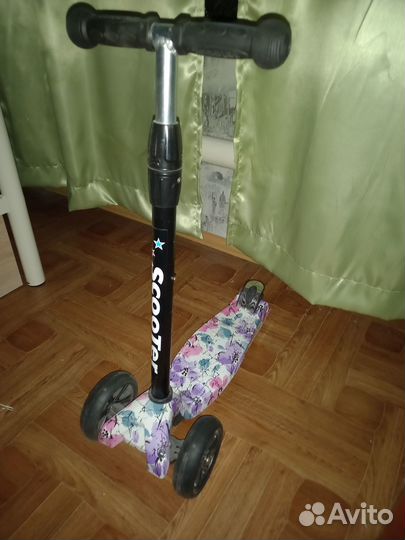 Самокат детский трехколесный