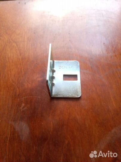 Уголок для крепежа 40*40*60