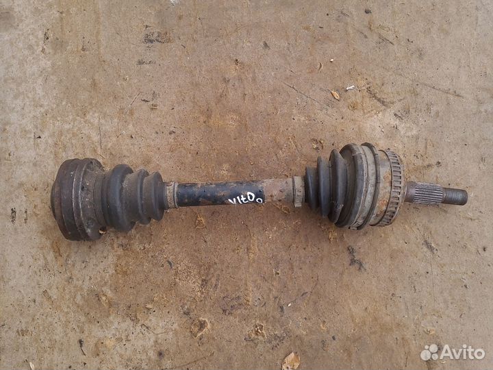 Левый привод Мерседес Вито 638