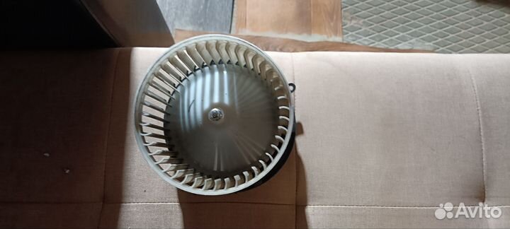 Моторчик отопителя j10 t31 Nissan