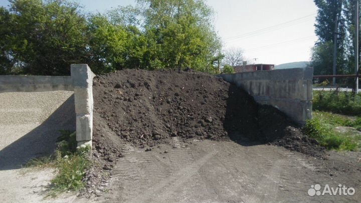 Доставка чернозëма песка, щебня