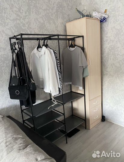 Полки стеллажи новый