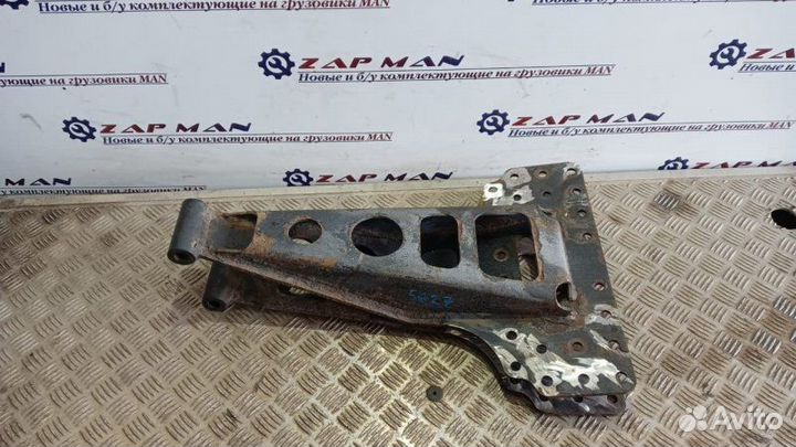 Кронштейн реактивной тяги правый Man Tga