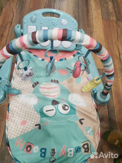 Развивающий коврик с пианино