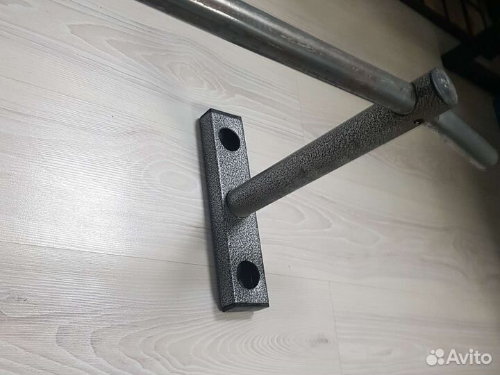 Турник настенный бу