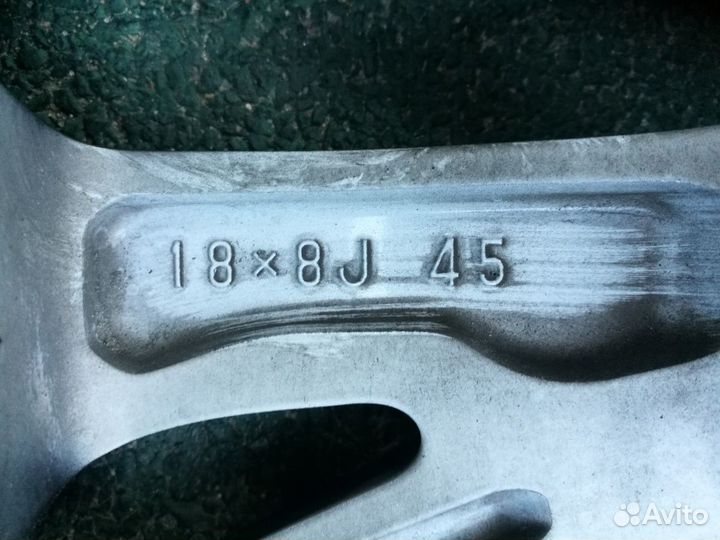 Диск R 18 Lexus. 1 штука