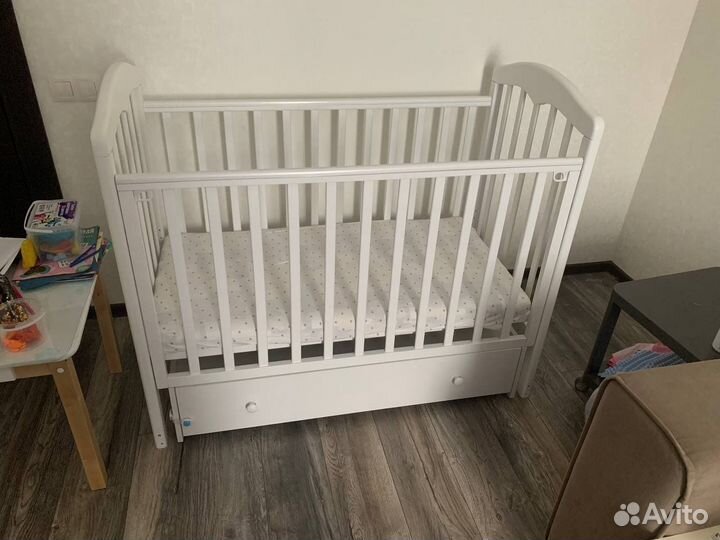 Кровать детская 120 х 60 с маятником